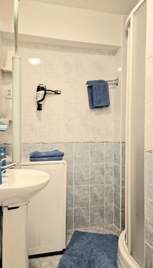 Veles Apartment براغ المظهر الخارجي الصورة