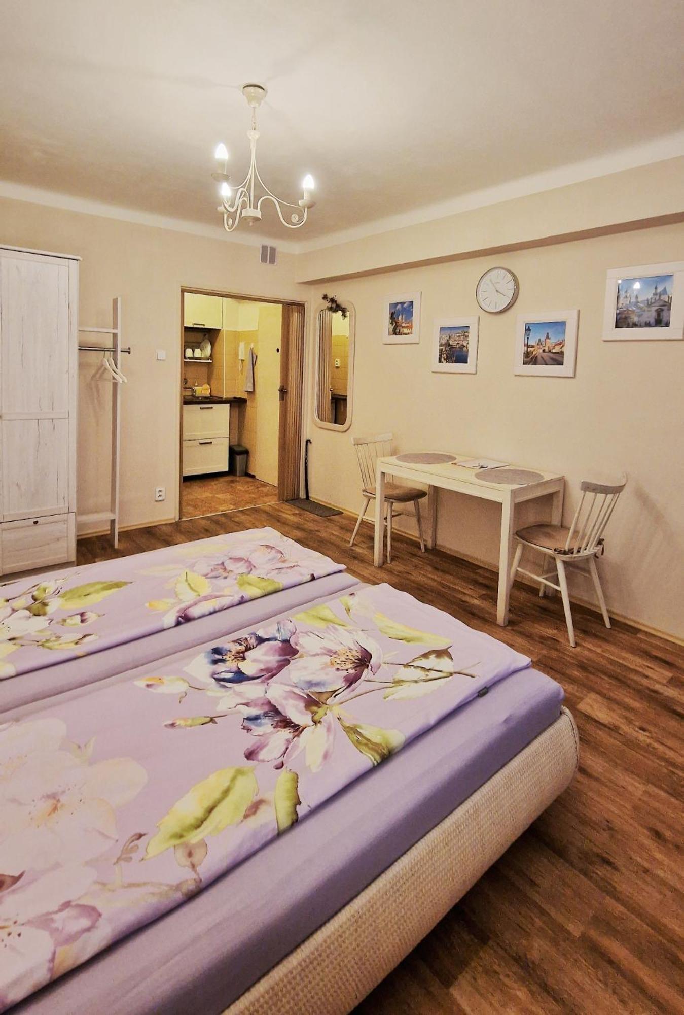 Veles Apartment براغ المظهر الخارجي الصورة